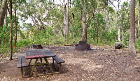 Bark Hut Picnic Area And Campground - Sydney Tourism 0