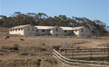 JE Resort (Jindabyne Equestrian Resort) - Sydney Tourism 0
