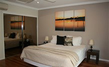 Aarons At Byron - - Sydney Tourism 1