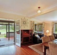 Woollamia Farm Cottage Accommodation - Sydney Tourism
