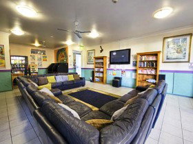 Aquarius Backpackers Gold Coast - Sydney Tourism 3