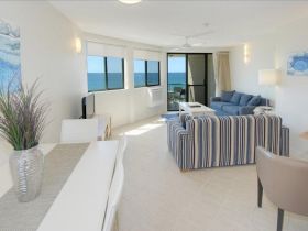 Malibu Mooloolaba - Sydney Tourism 0