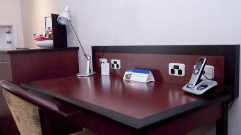 BEST WESTERN PLUS All Settlers Motor Inn - Sydney Tourism 2