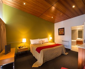 Tall Timbers Tasmania - Sydney Tourism 4