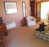 John and Eva Selles Studio Apartment - Sydney Tourism