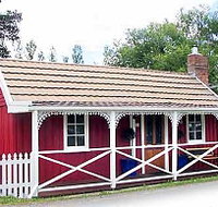 Platypus Playground Riverside Cottage - Sydney Tourism