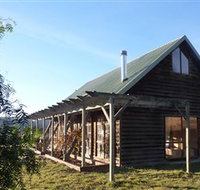 Pinot Cottage on Charles Reuben Estate - Sydney Tourism