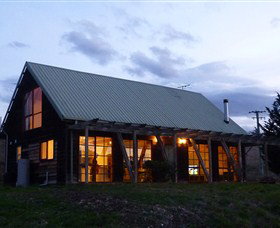 Pinot Cottage On Charles Reuben Estate - Sydney Tourism 3