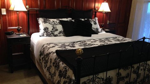 Carlyle House Rutherglen - Sydney Tourism 1