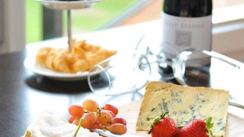 Araluen Boutique Accommodation - Villas & Lodge - Sydney Tourism 0