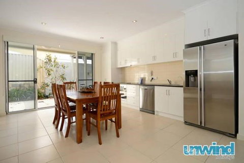 Unwind At 7 At 141 Apartments Victor Harbor - Sydney Tourism 1