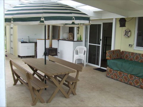 Fensom's Holiday Home - Sydney Tourism 20