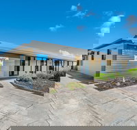 Hilde's Holiday Home - Sydney Tourism