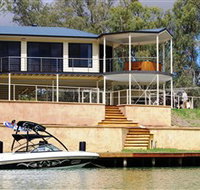 Cascades on the River - Sydney Tourism