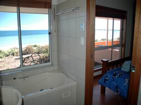 Ceduna Shelly Beach Caravan Park And Beachfront Villas - Sydney Tourism 0