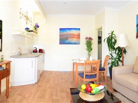 Cooinda View Bed And Breakfast - Sydney Tourism 0
