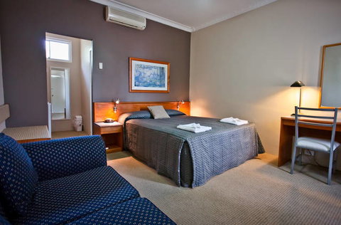 Abbotsleigh Motor Inn - Sydney Tourism 2