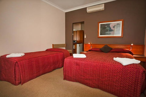 Abbotsleigh Motor Inn - Sydney Tourism 6