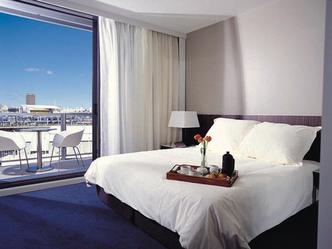 Adina Apartment Hotel Sydney, Harbourside - Sydney Tourism 3