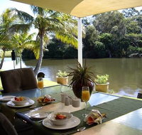 Alexander Lakeside Bed  Breakfast - Sydney Tourism
