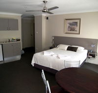 Aston Hill Motor Lodge - Sydney Tourism