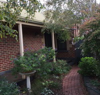 Boatramp Cottage - Sydney Tourism