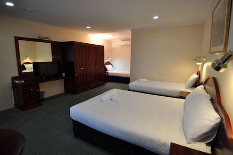 Hilton Motel - Sydney Tourism 2
