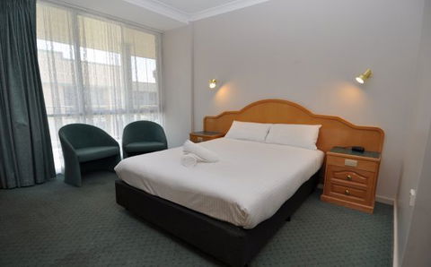 Hilton Motel - Sydney Tourism 3