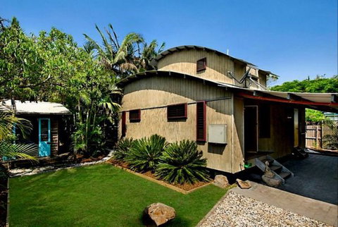 The Wave House - Sydney Tourism 0