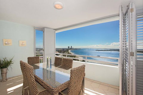 The Grand Apartments - Sydney Tourism 6