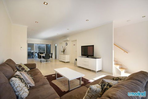 Unwind At 8 The Block Apartments Victor Harbor - Sydney Tourism 2