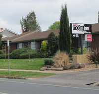 Bristol Hill Motor Inn  Peppas Licensed Restaurant - Sydney Tourism