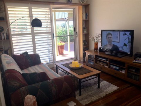 Heathcote Views Bed & Breakfast - Sydney Tourism 4