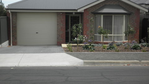 C&C's Bed And Breakfast - Sydney Tourism 0