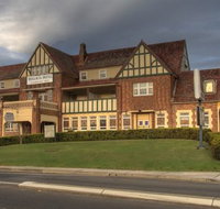 Wallacia Hotel - Sydney Tourism
