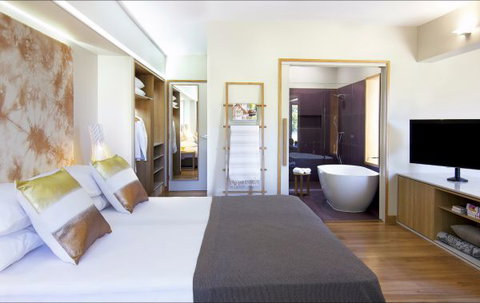 Elements Of Byron - Sydney Tourism 0