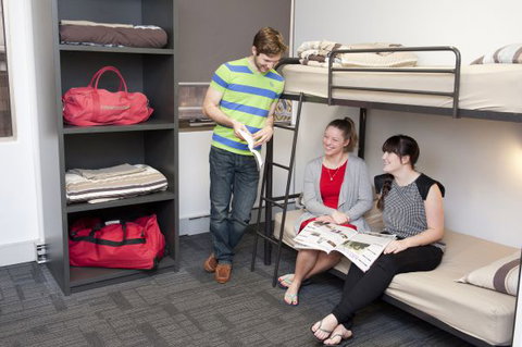 Greenhouse Backpackers - Sydney Tourism 0