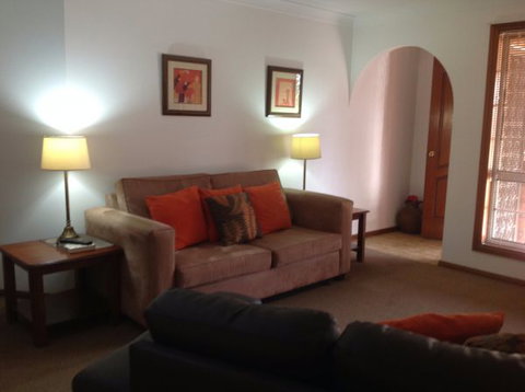 Kimber's Apartments On Gurwood - Sydney Tourism 0