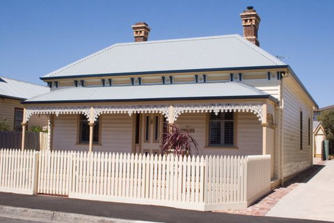 Sabina On Little Myers - Sydney Tourism 8
