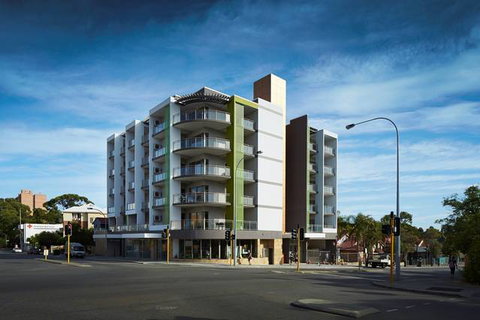 Baileys Serviced Apartments - Sydney Tourism 0