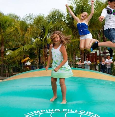 Blue Dolphin Holiday Resort - Sydney Tourism 7