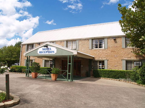 Campbelltown Colonial Motor Inn - Sydney Tourism 0