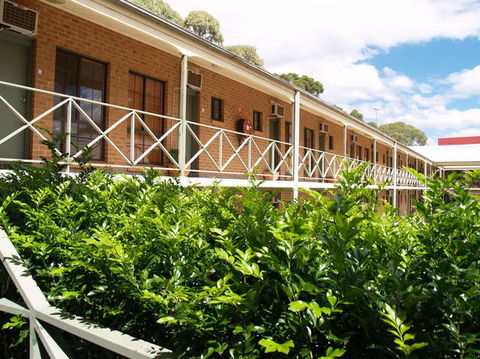 Campbelltown Colonial Motor Inn - Sydney Tourism 2