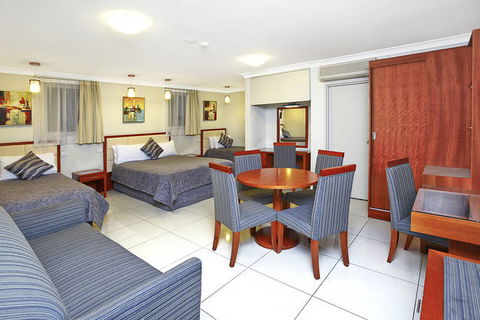Comfort Inn And Suites Burwood - Sydney Tourism 9