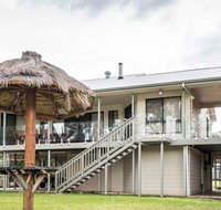 River Shack Rentals - Morgan  pelican pde - Sydney Tourism