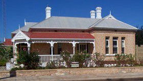 Myras Moonta Retreat - Sydney Tourism 0