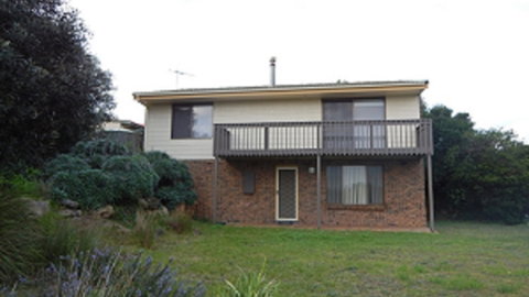 Doddridge's 2 Storey Holiday Home - Sydney Tourism 0
