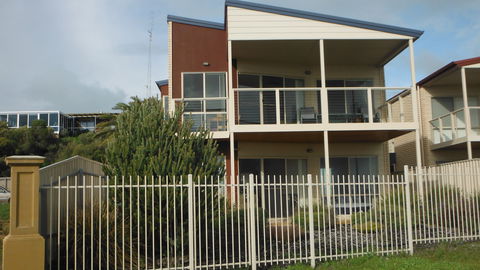 Tigh Na Mara - Sydney Tourism 0