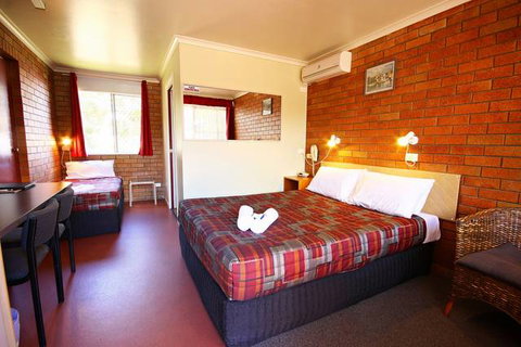 Downs Motel - Sydney Tourism 0