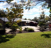 Emeraldene Inn  Eco-Lodge - Sydney Tourism